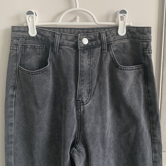 Jeans - Picture 4 of 16